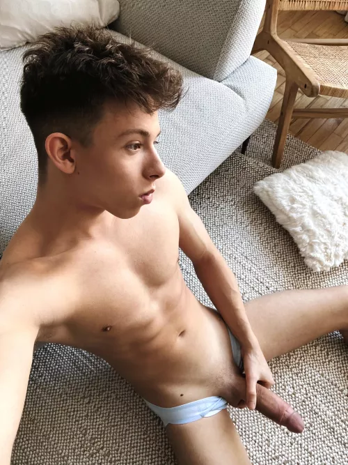 I wish I was more skinny🤭