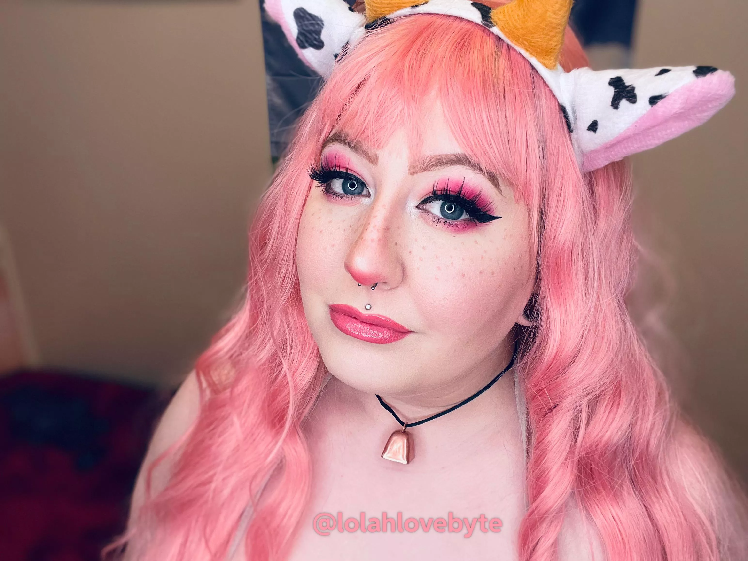 Just a cute little Hucow