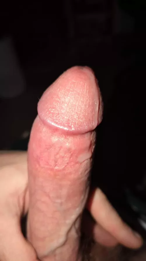 Leaking precum from all you sexy people!!!