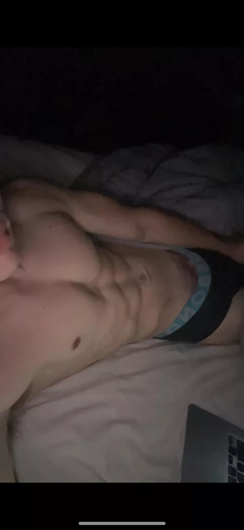 Looking for a smooth submissive tight pink hole