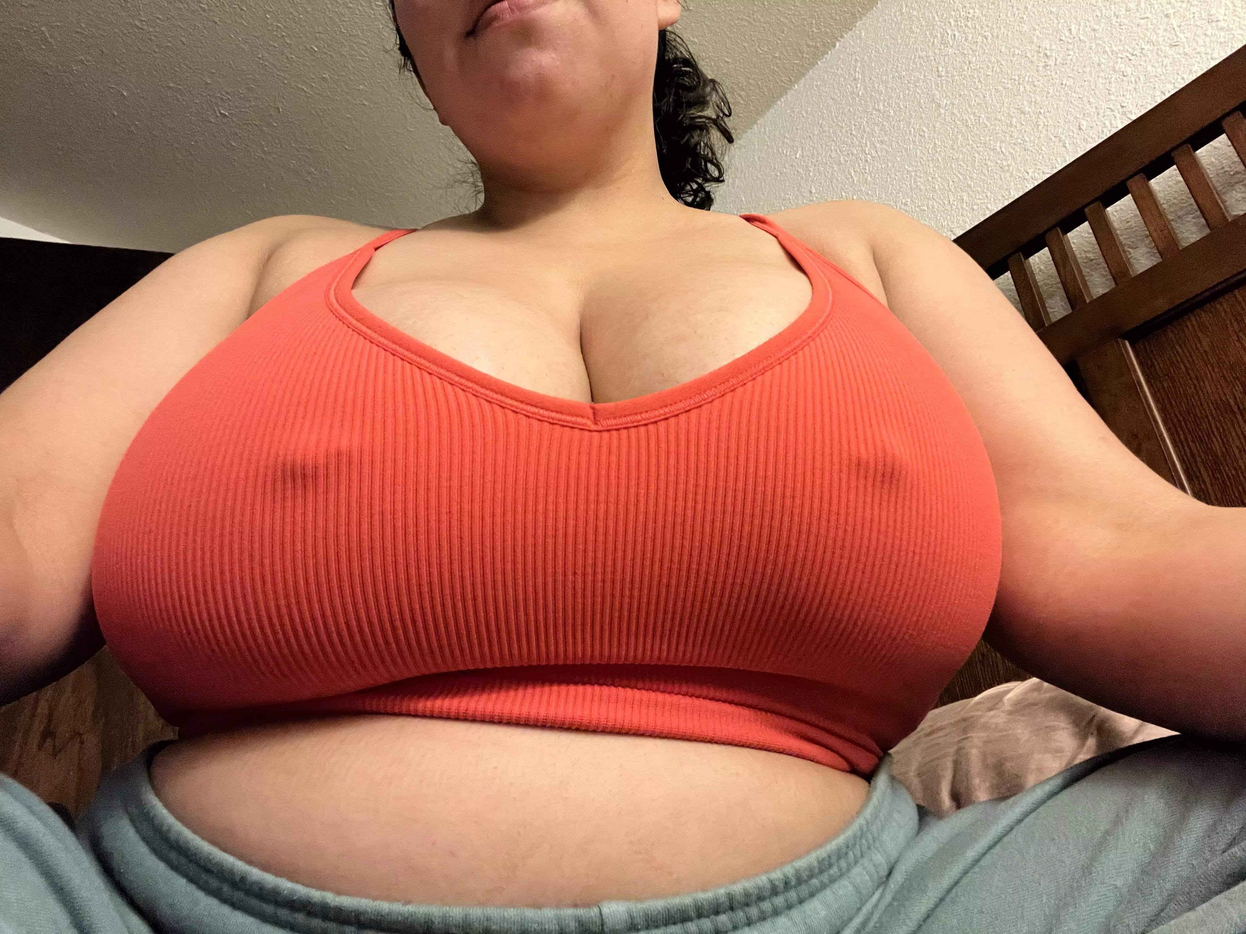 New top, same tits