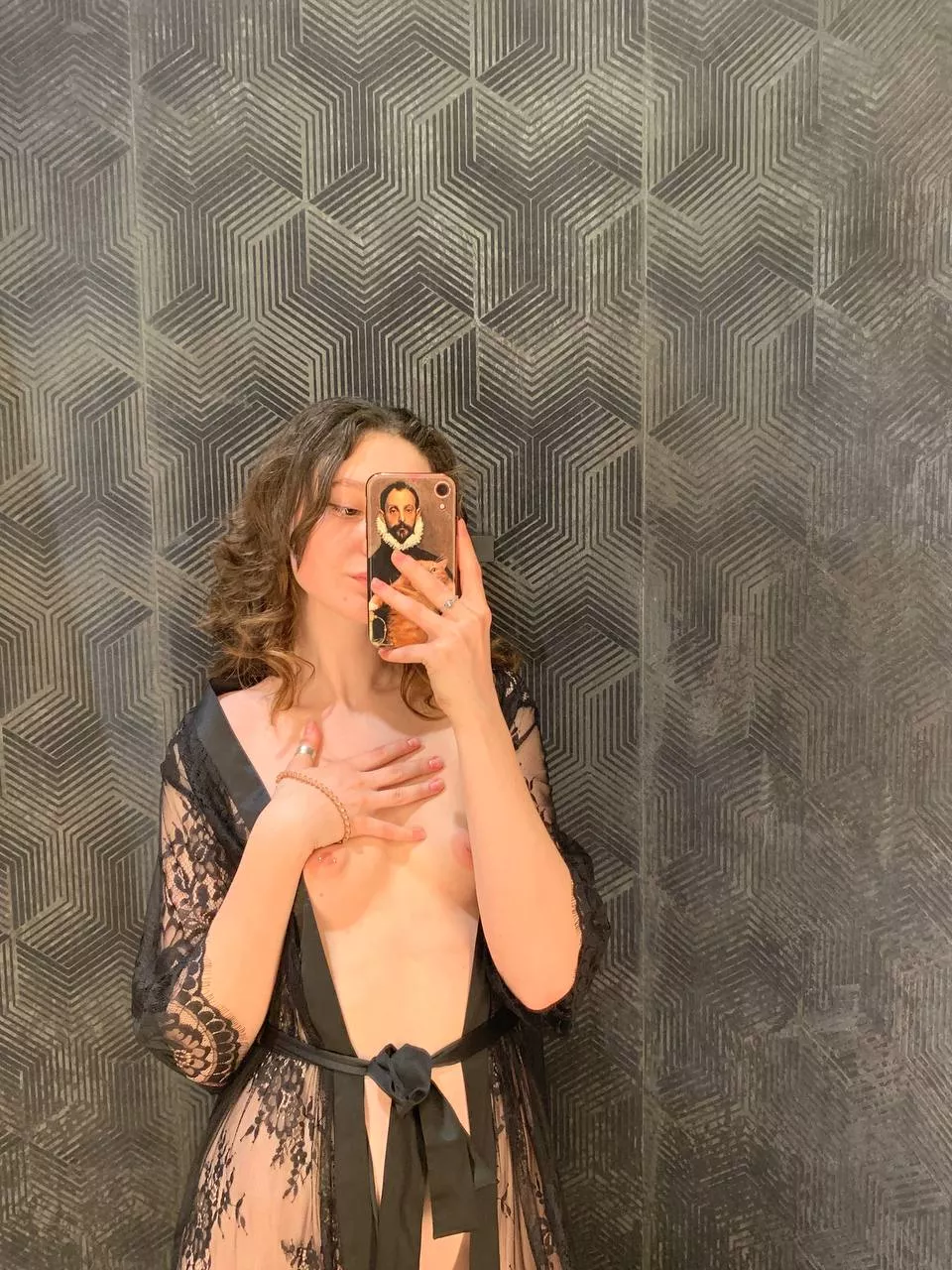 Petite girl that will turn you on