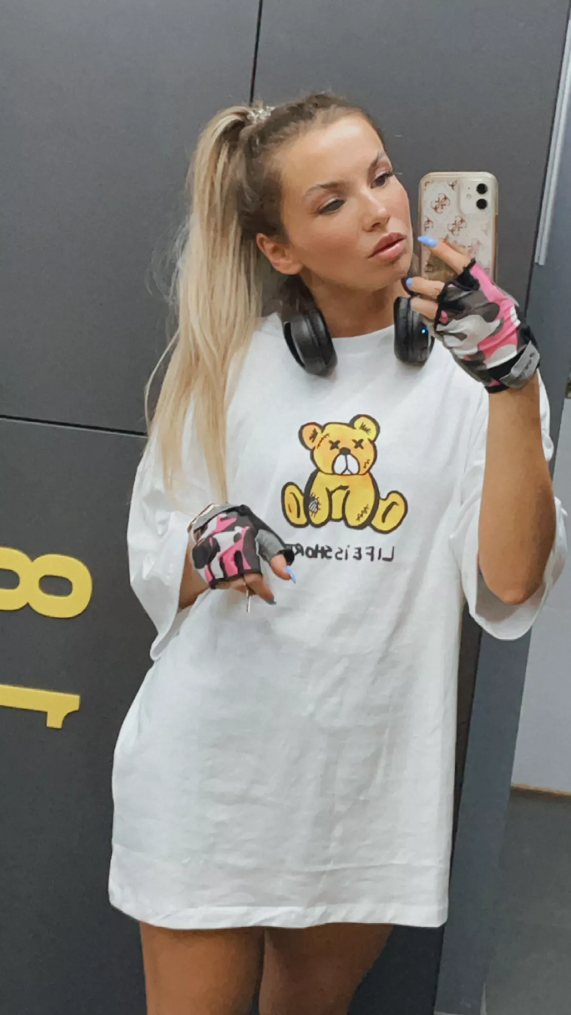 pretty face with dirty mind