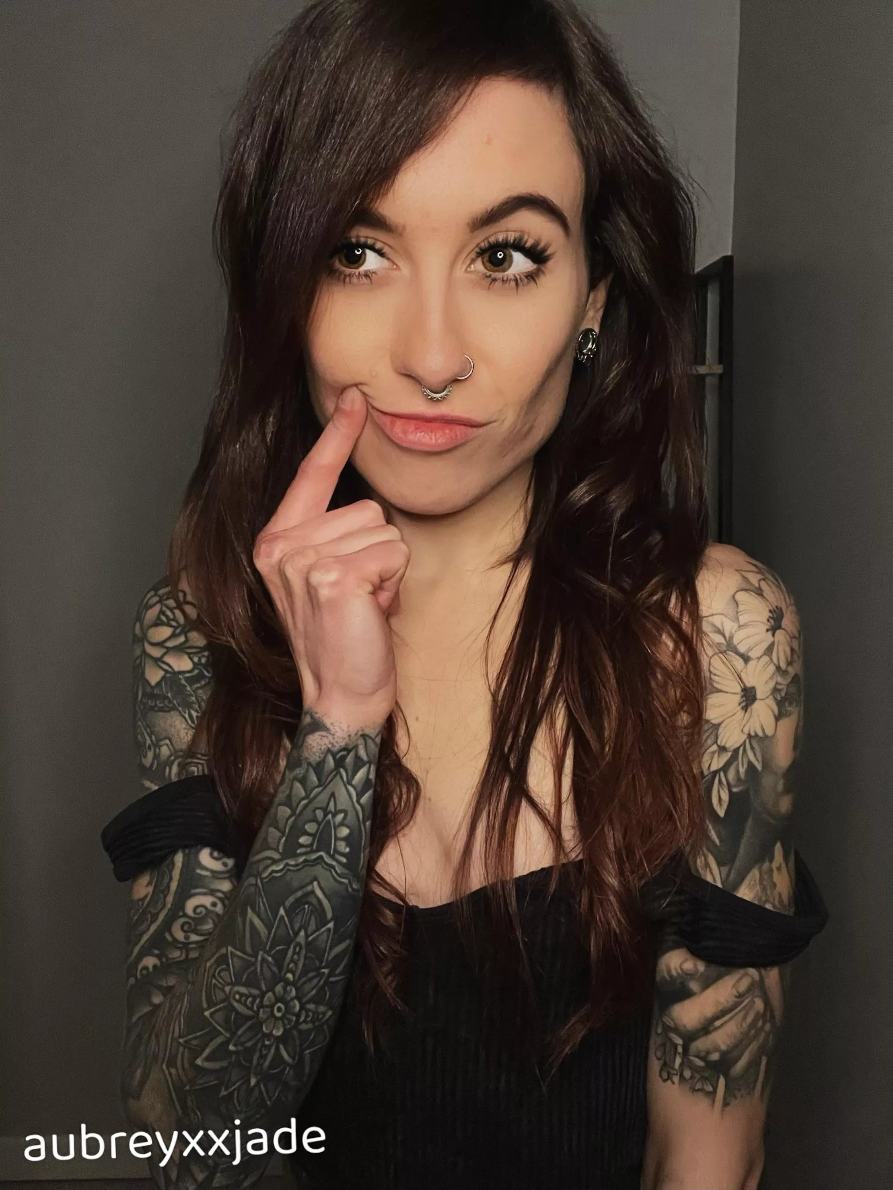 Sfw and I have no boobs so this will probably get overlooked but hi