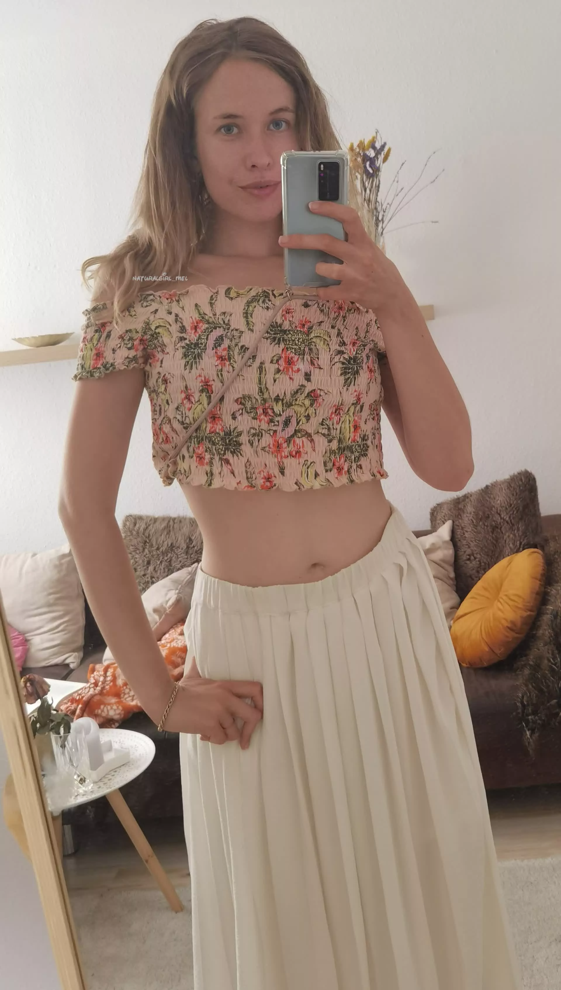 Skirt with a crop top :)