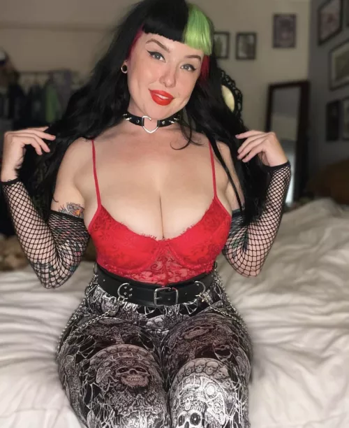 Thumb up for an instant surprise in your dm ❤️ with tasks