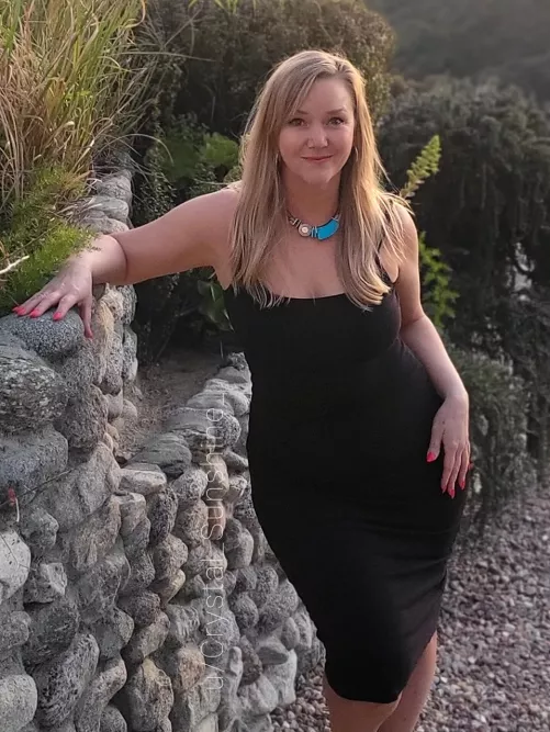 Time for some sunset cocktails [F49]