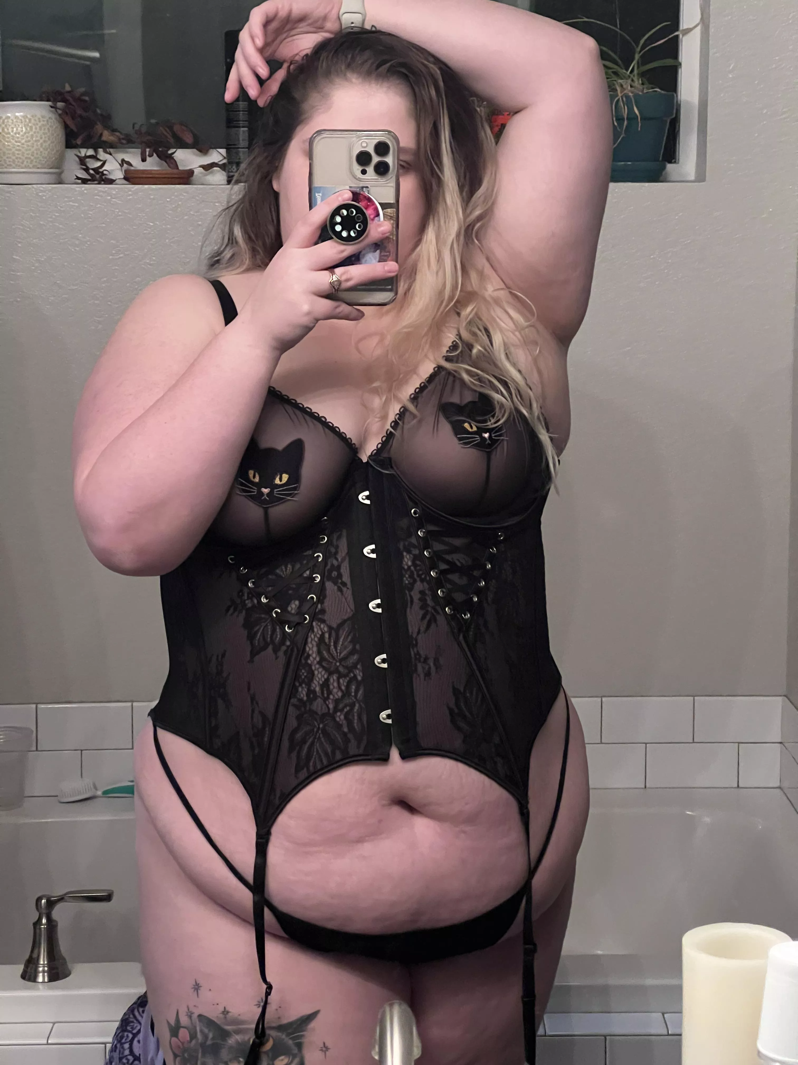 Wanted to show off my new set ☺️✨