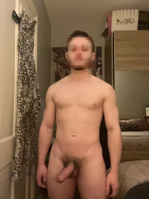 (23) Hey bros, what do you think of my body?