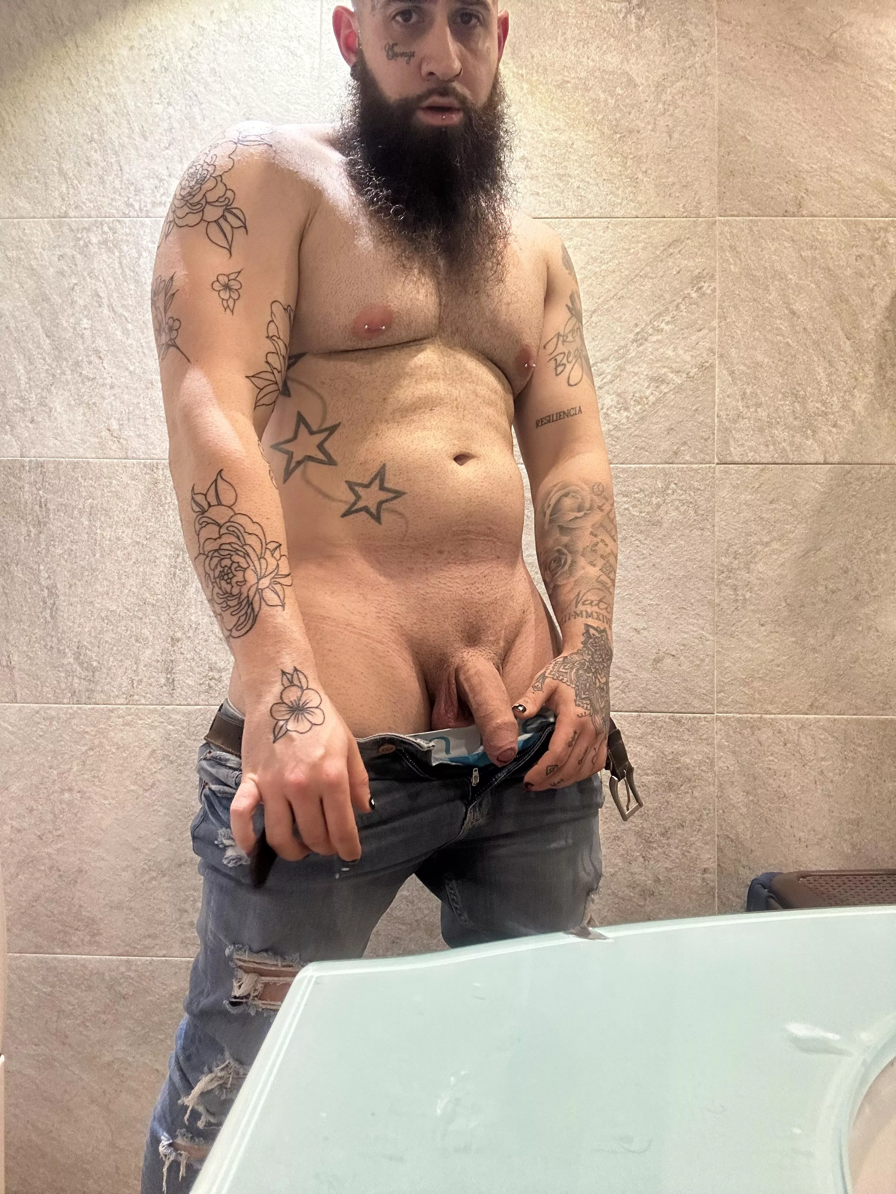 Can you help me undress? 🥵