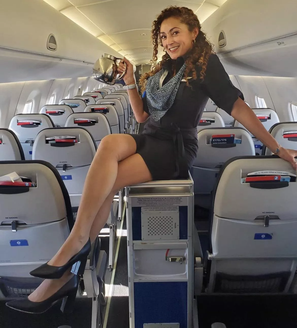 Coffee, tea or me? 🇺🇸