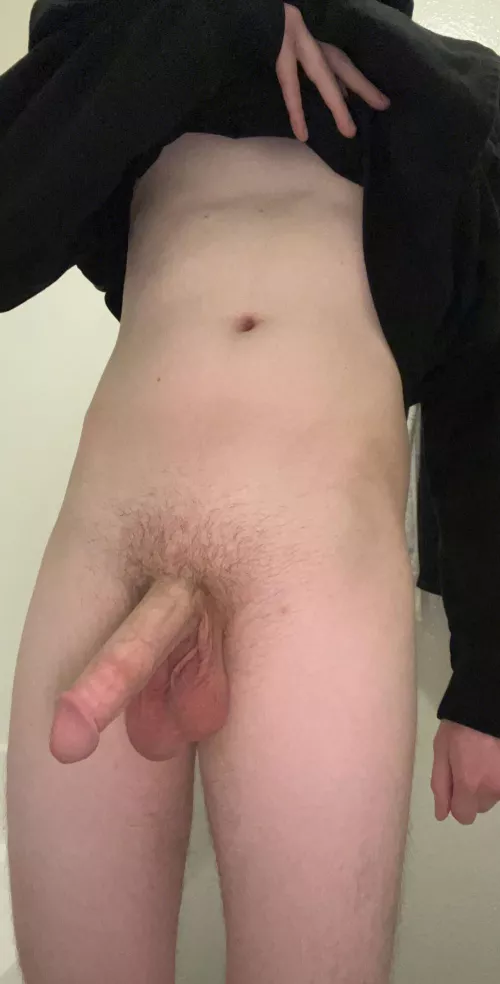 Do you like hung pale boys?