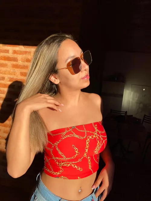 Does this look good on me?