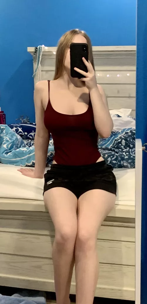 First time posting here, here’s a pic of my pajamas 🙃