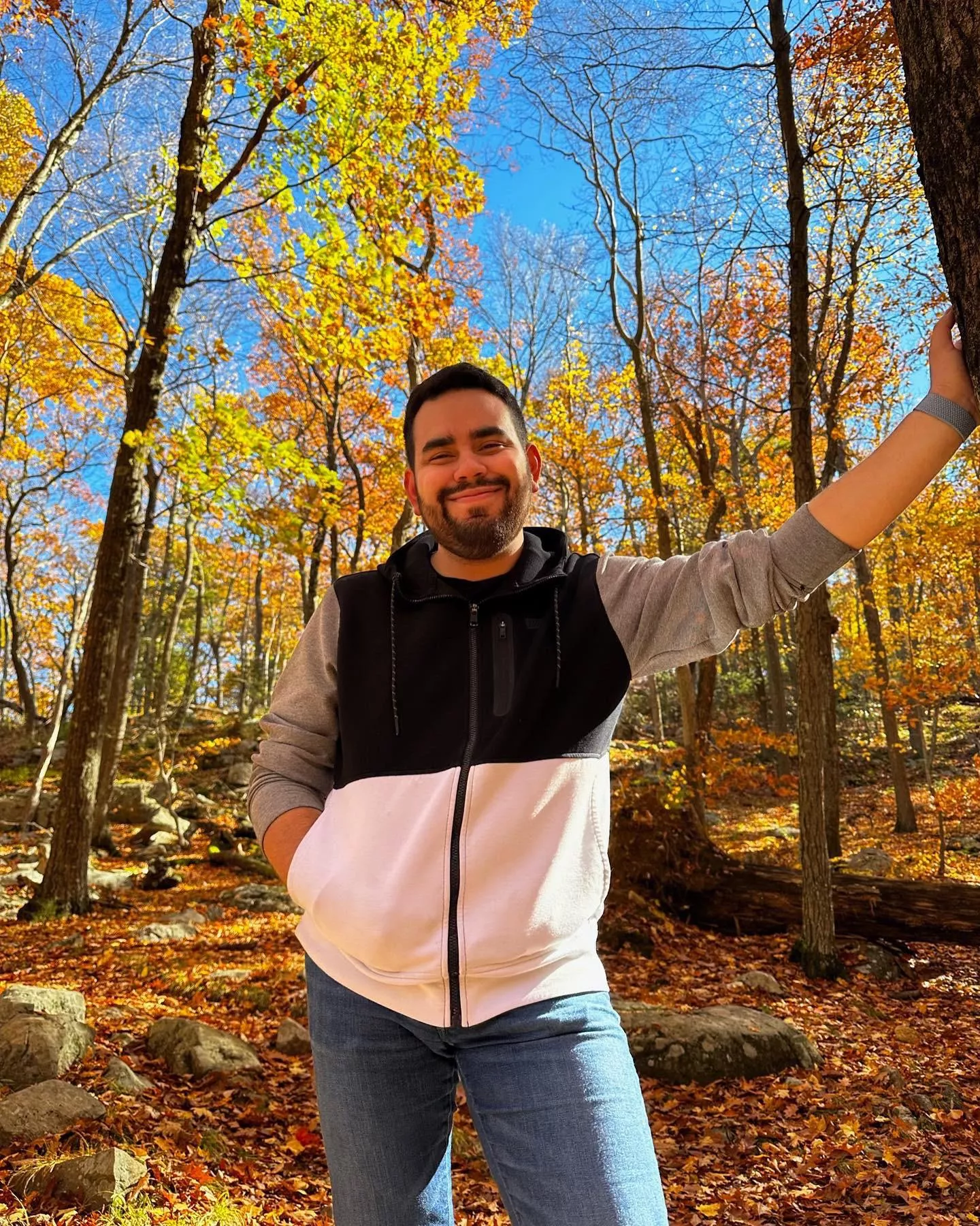 Howdy Gaybros! Looking to make some new online pals, DMs open! 25 US