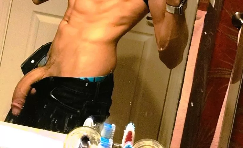 It's difficult to keep my cock tamed, that's why i have to let him out from time to time.