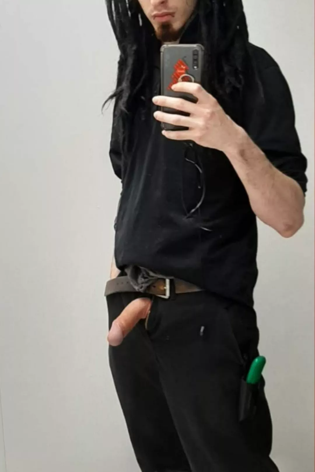 Let's fuck in the bathroom at work