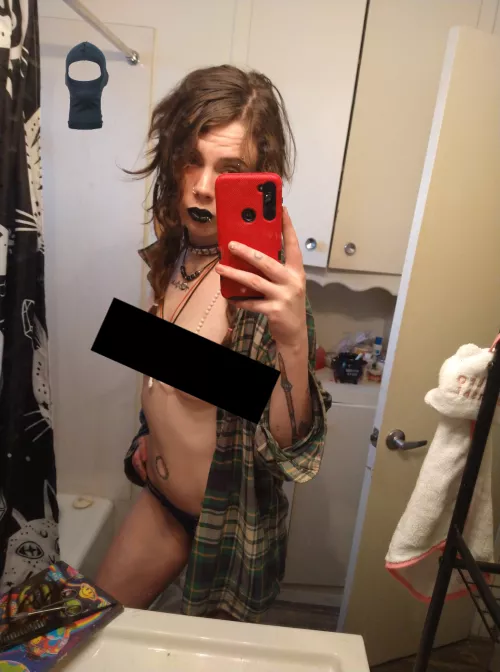 Look at Me: I'm the captain now. 😼