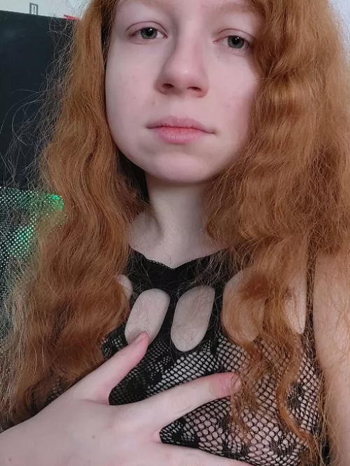 My body is to please you master... Live now!