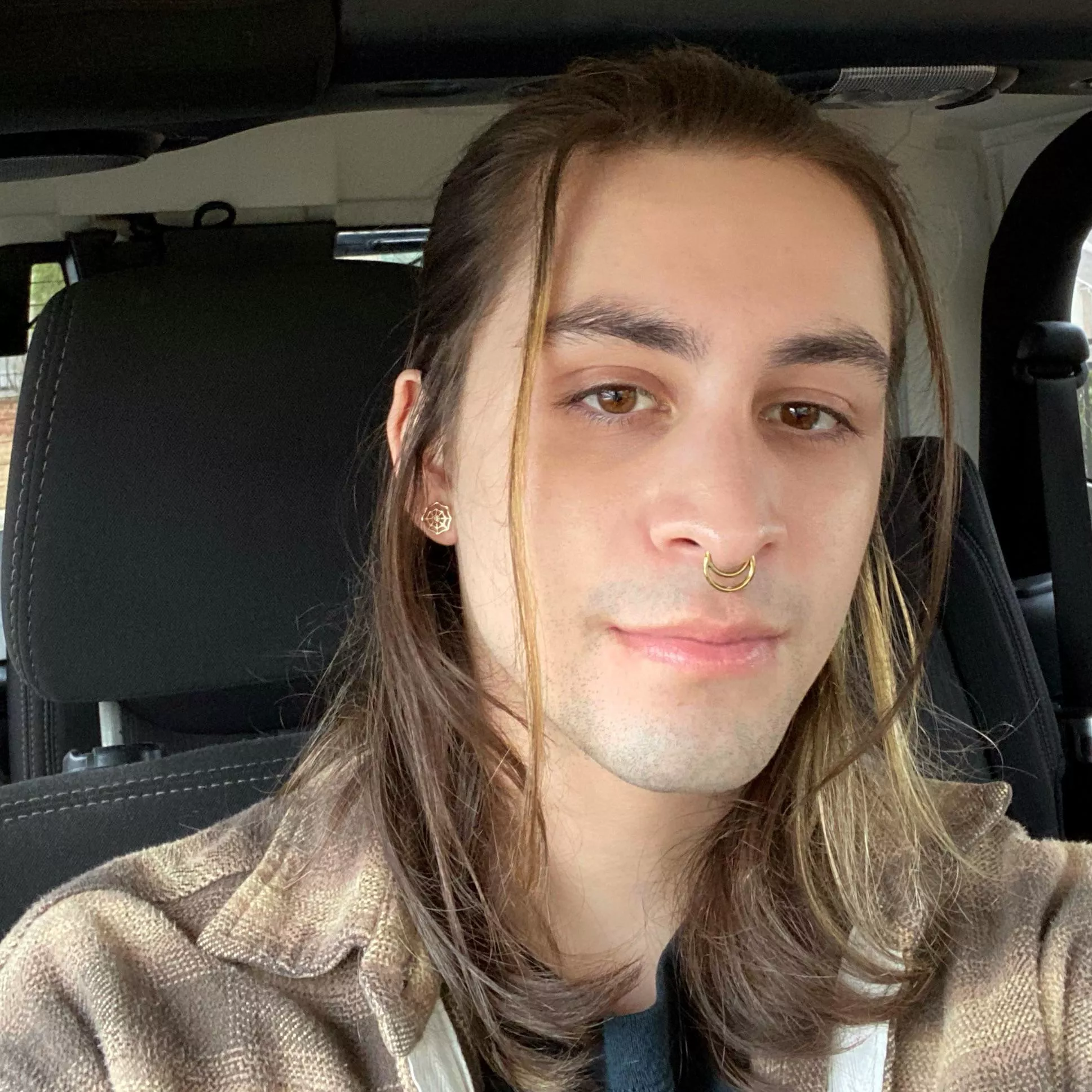 never posted here because i don’t take many selfies anymore, but here goes!