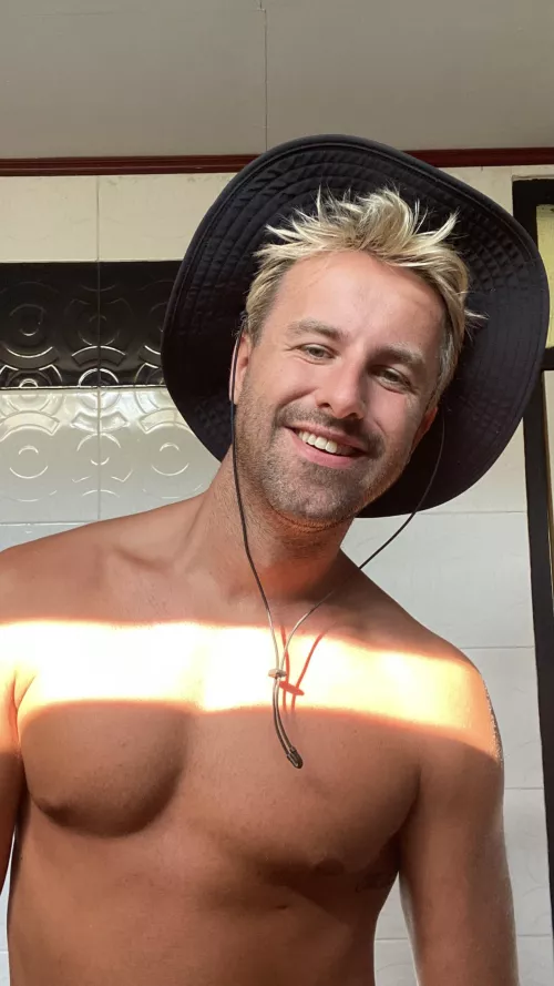 New hat for exploring the outback’s