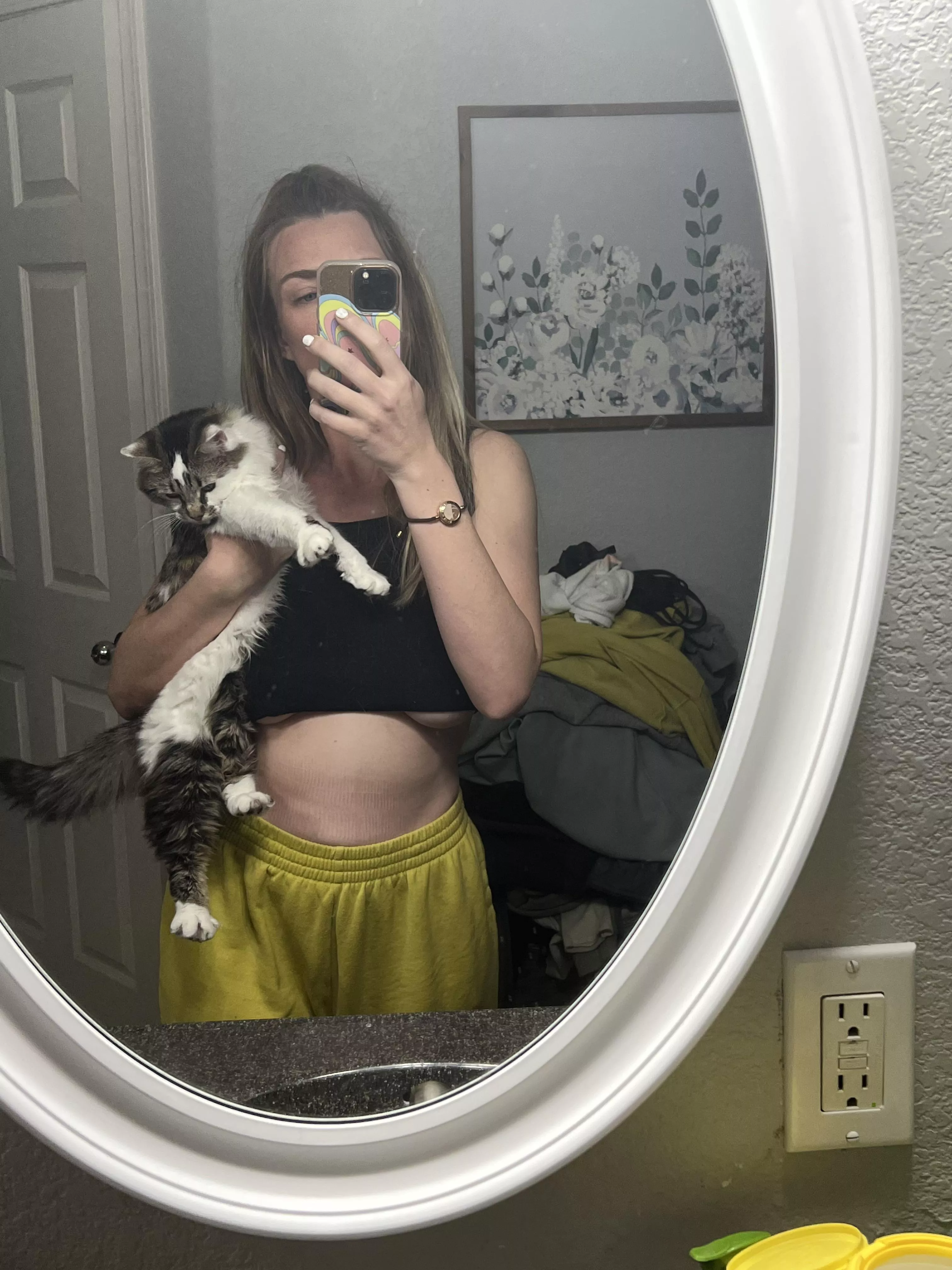 She’s so soft & fluffy ☺️