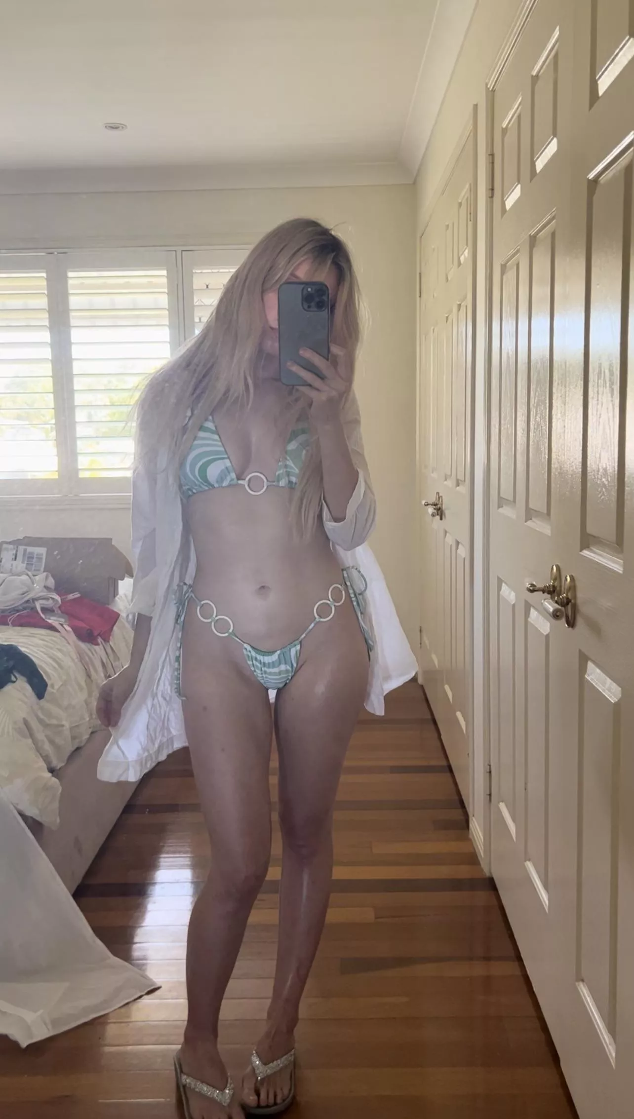 Sunscreen’d up and walked the dogs today. Give me some confidence. Just got dumped a few days ago 😘