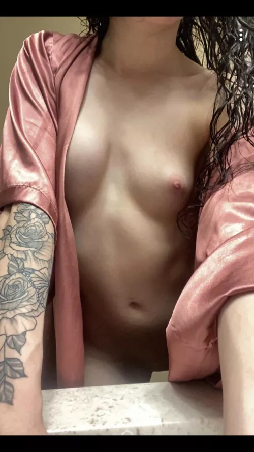 Would you let me ride until I cum🥰😛