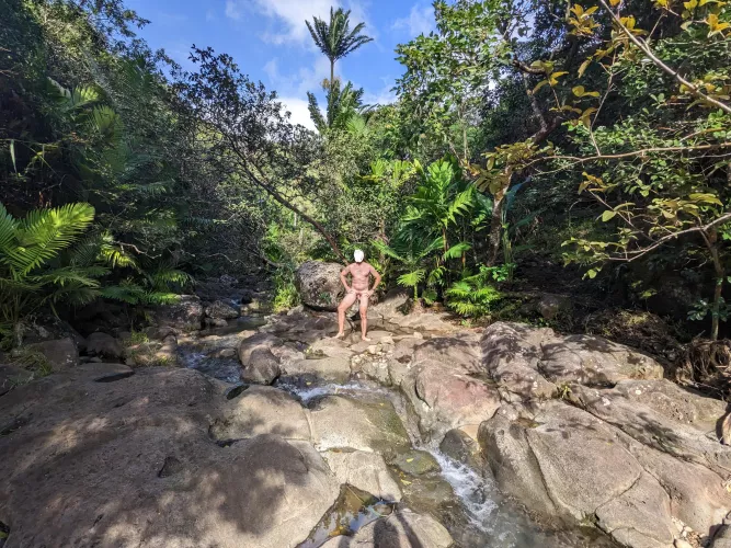 [31]M Hiked a waterfall naked in the Caribbean!