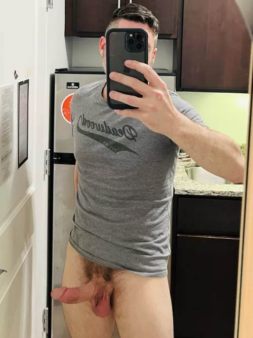 [45] My shirt must be talking about a different wood. Mine seems pretty alive.