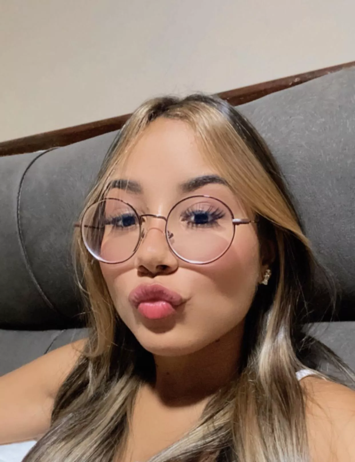 Brazilian brunette lips