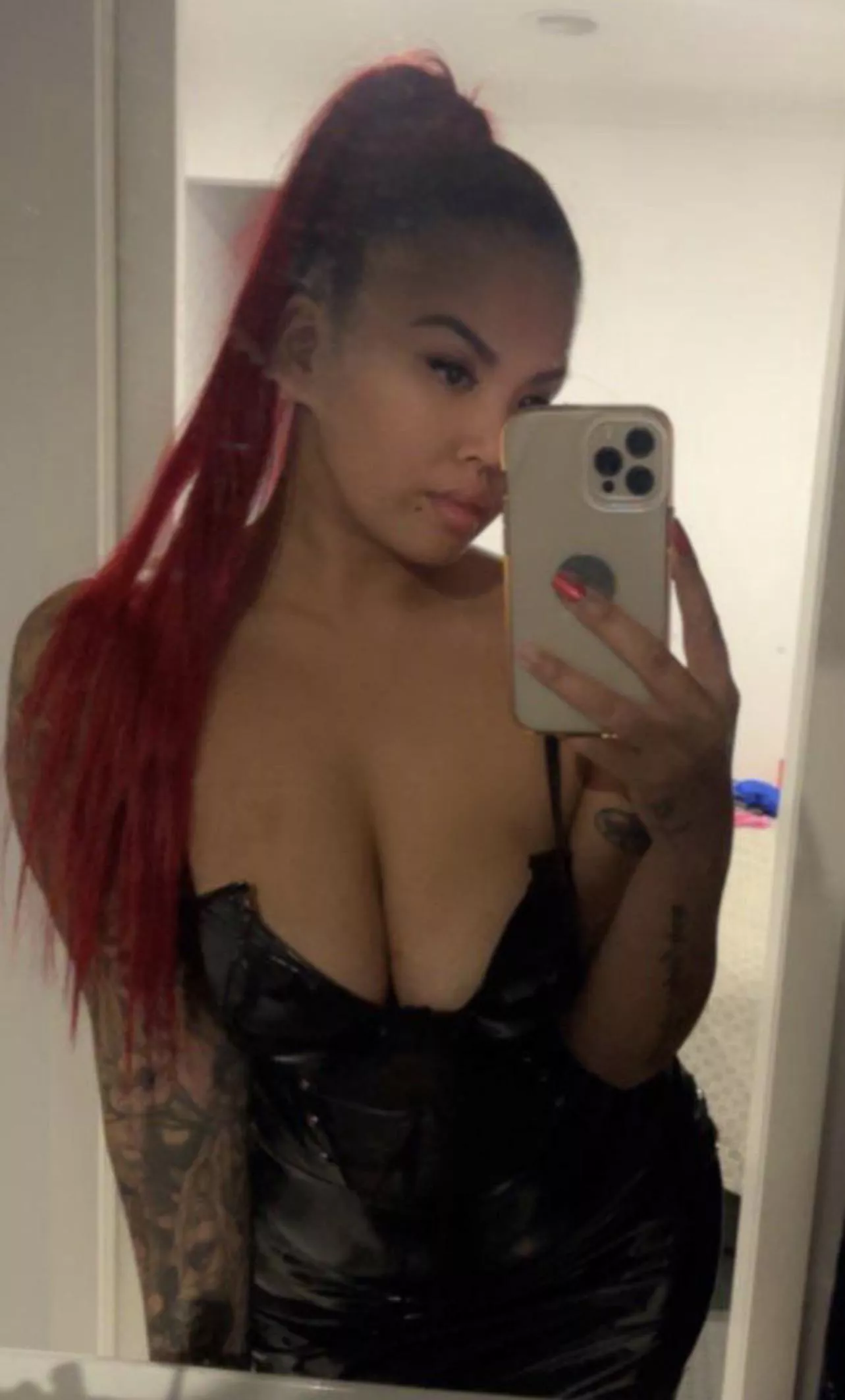 Busy Asian from Australia 🇦🇺😏