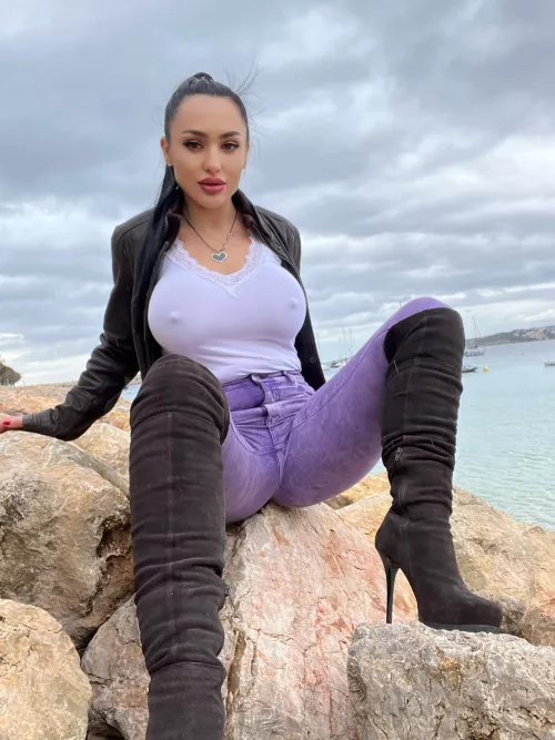 Do you love huge tits on a curvy MILF?