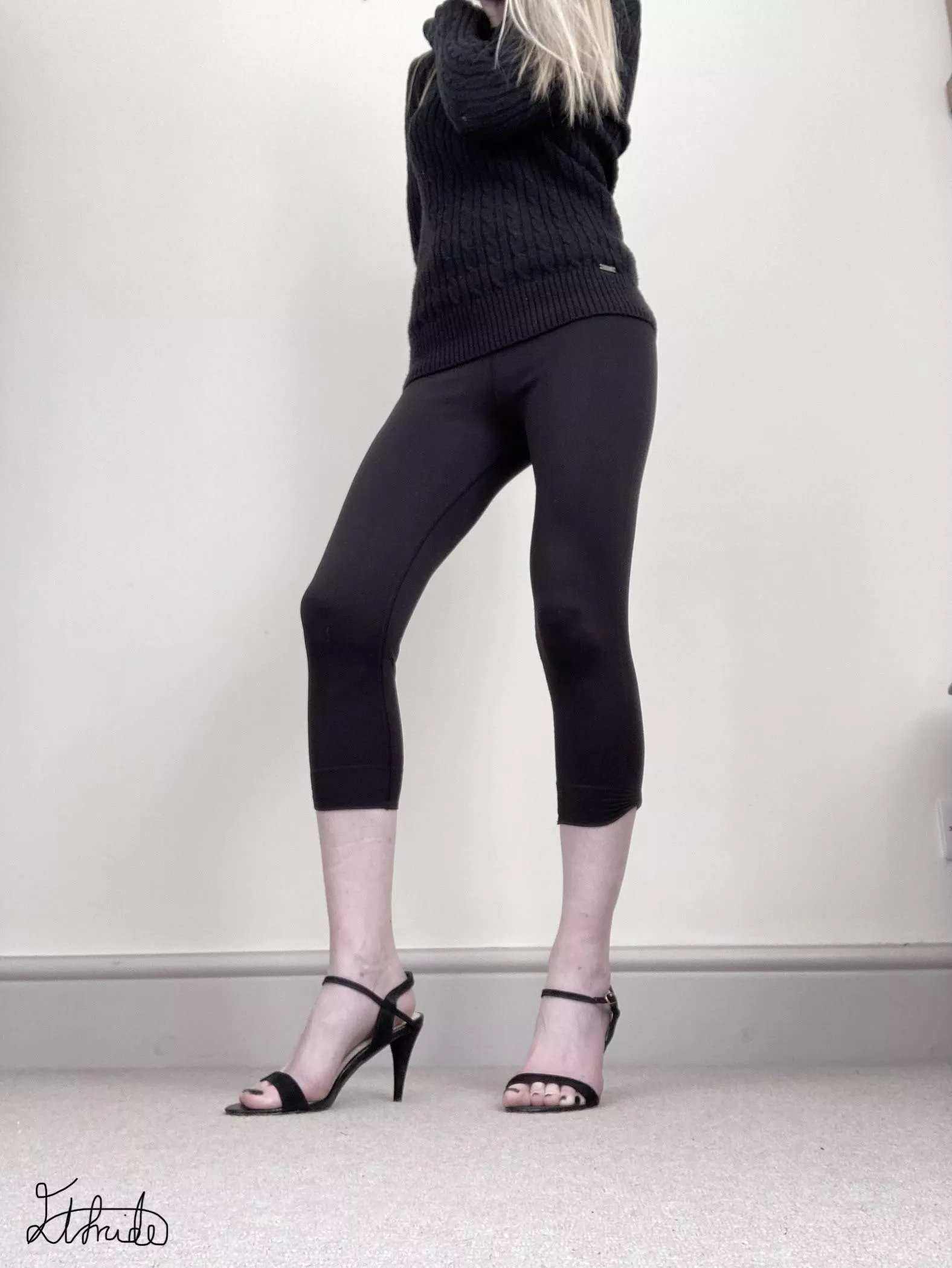 Favourite black stilettos 🖤 on or off?