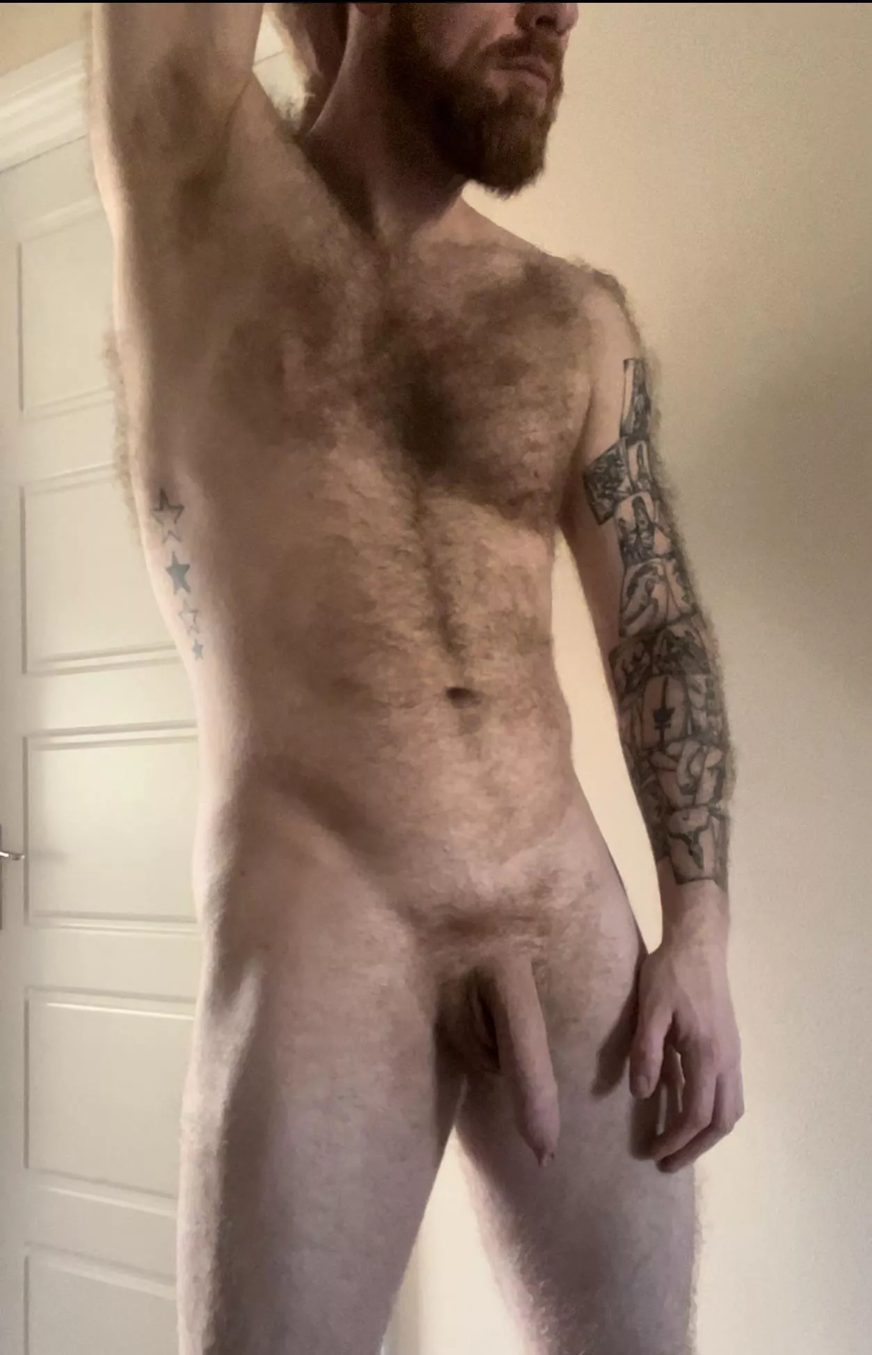 Good morning - what a beautiful start to the week. Who wants to get naked with me?