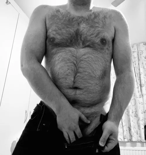 If you’re F and like chest hair, you came to the right place