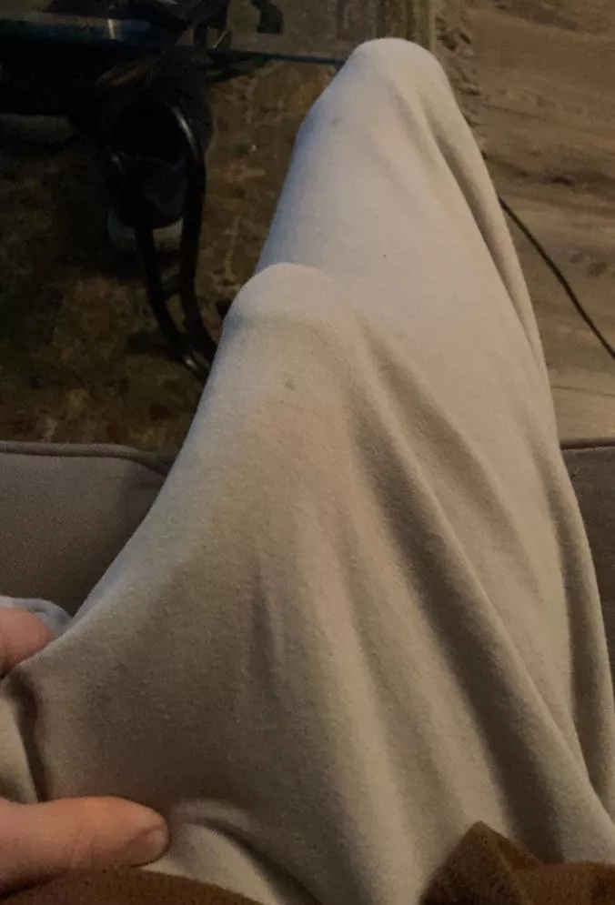 It’s sweatpants season