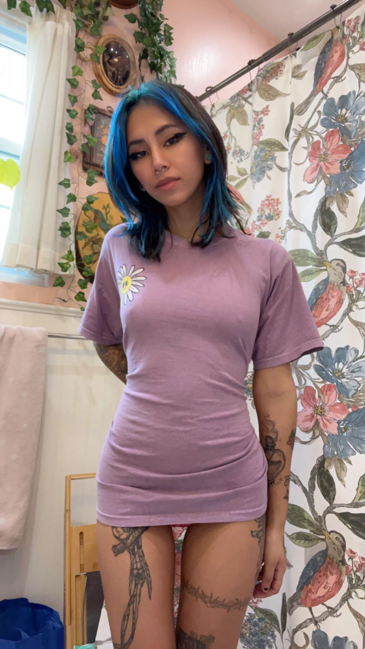 Little body, little thighs