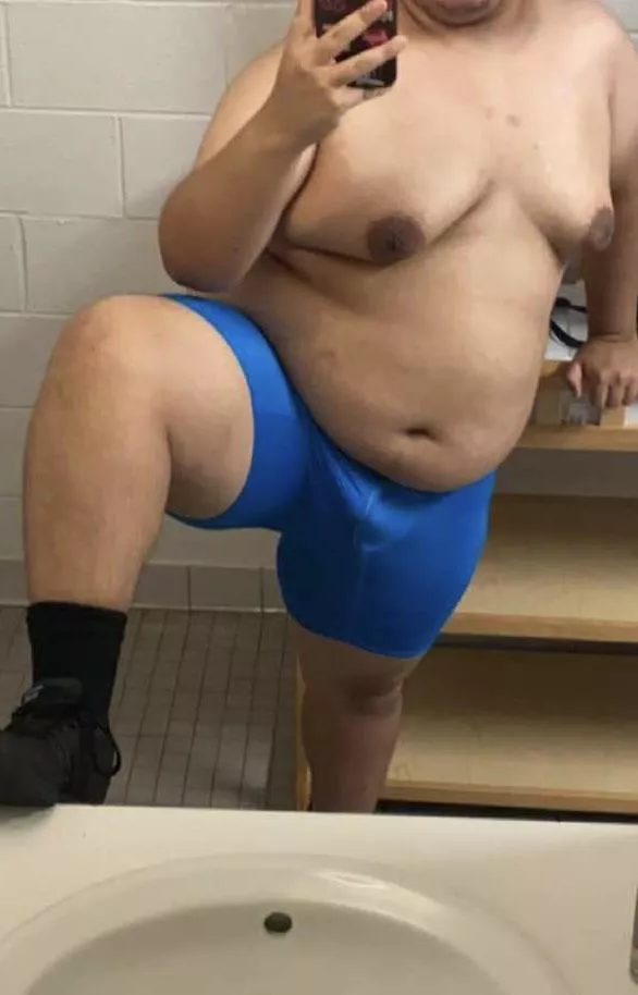 So bored at work 😩