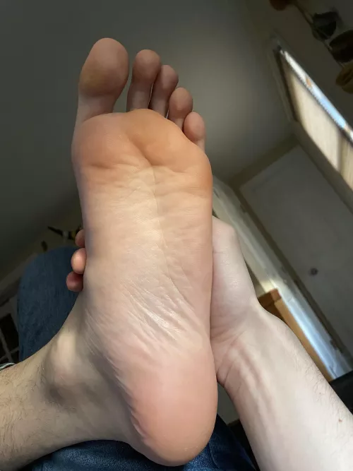 Sweaty foot in the morning