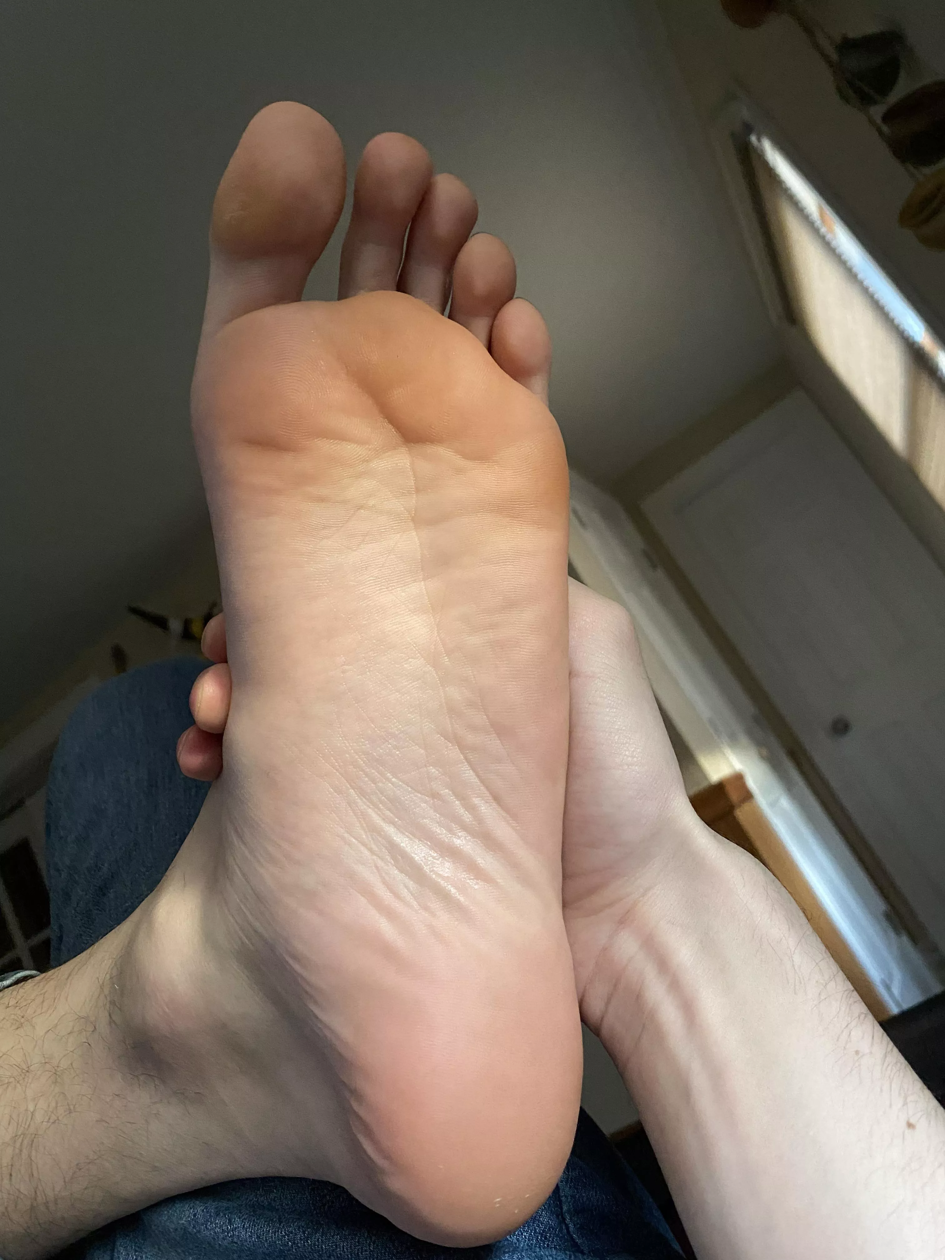 Sweaty foot in the morning