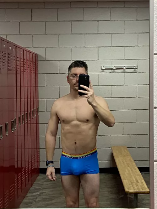 These Ck’s just show it off