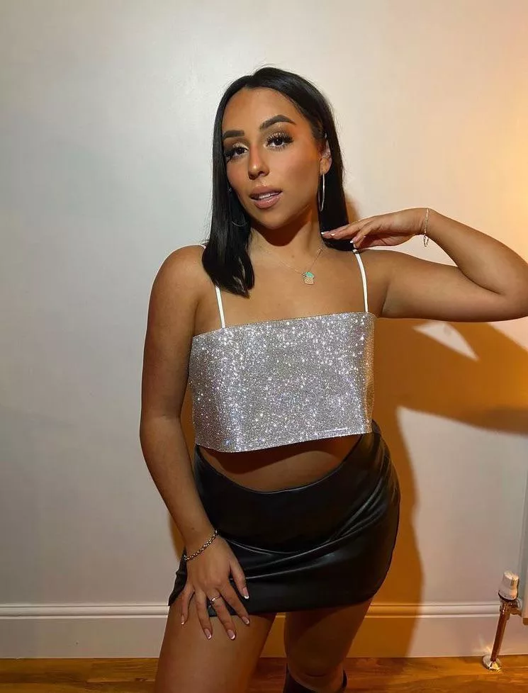 This pic will keep me busy