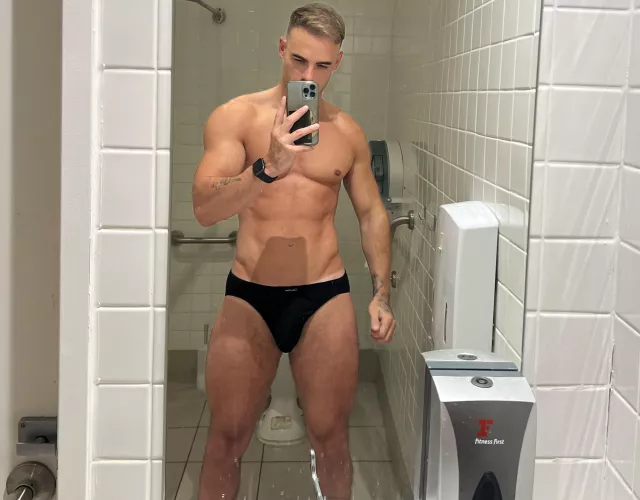 Who wants to hit the showers with me ;)