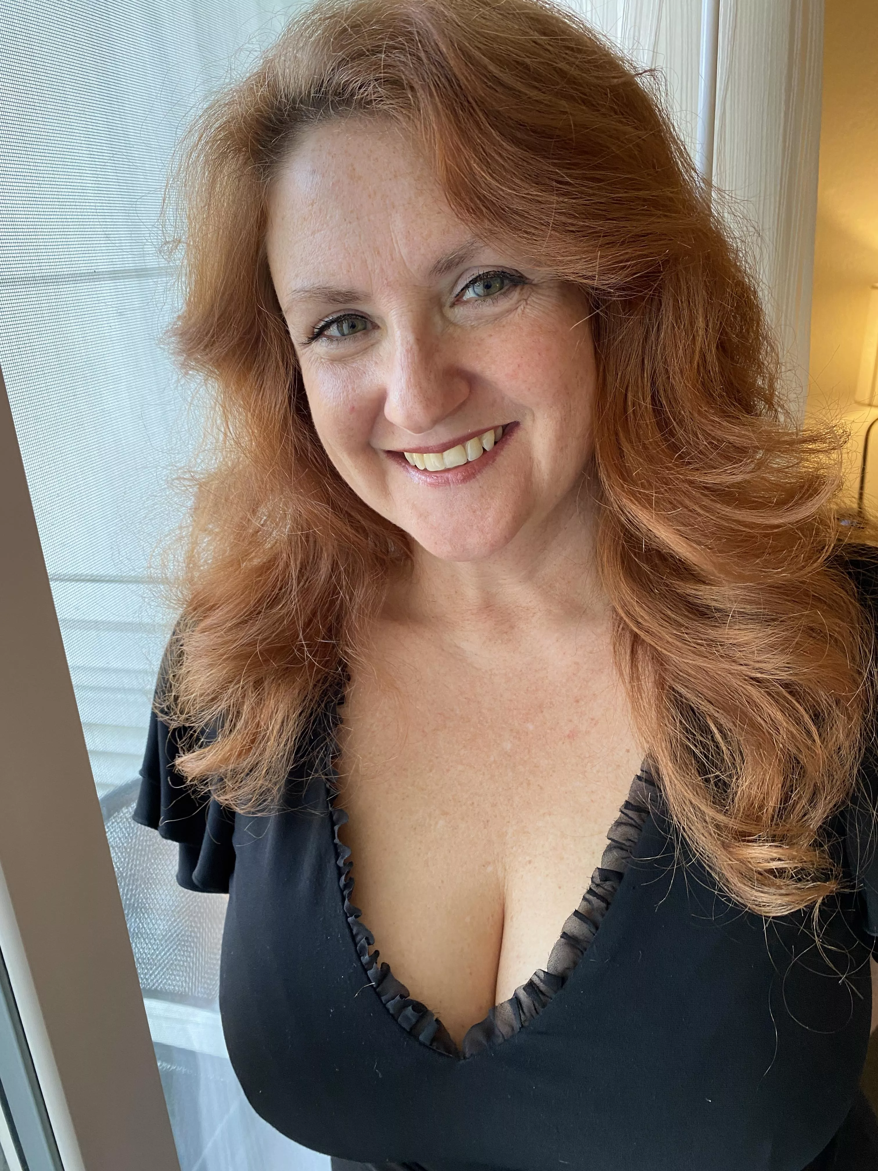 You can let your eyes wander.