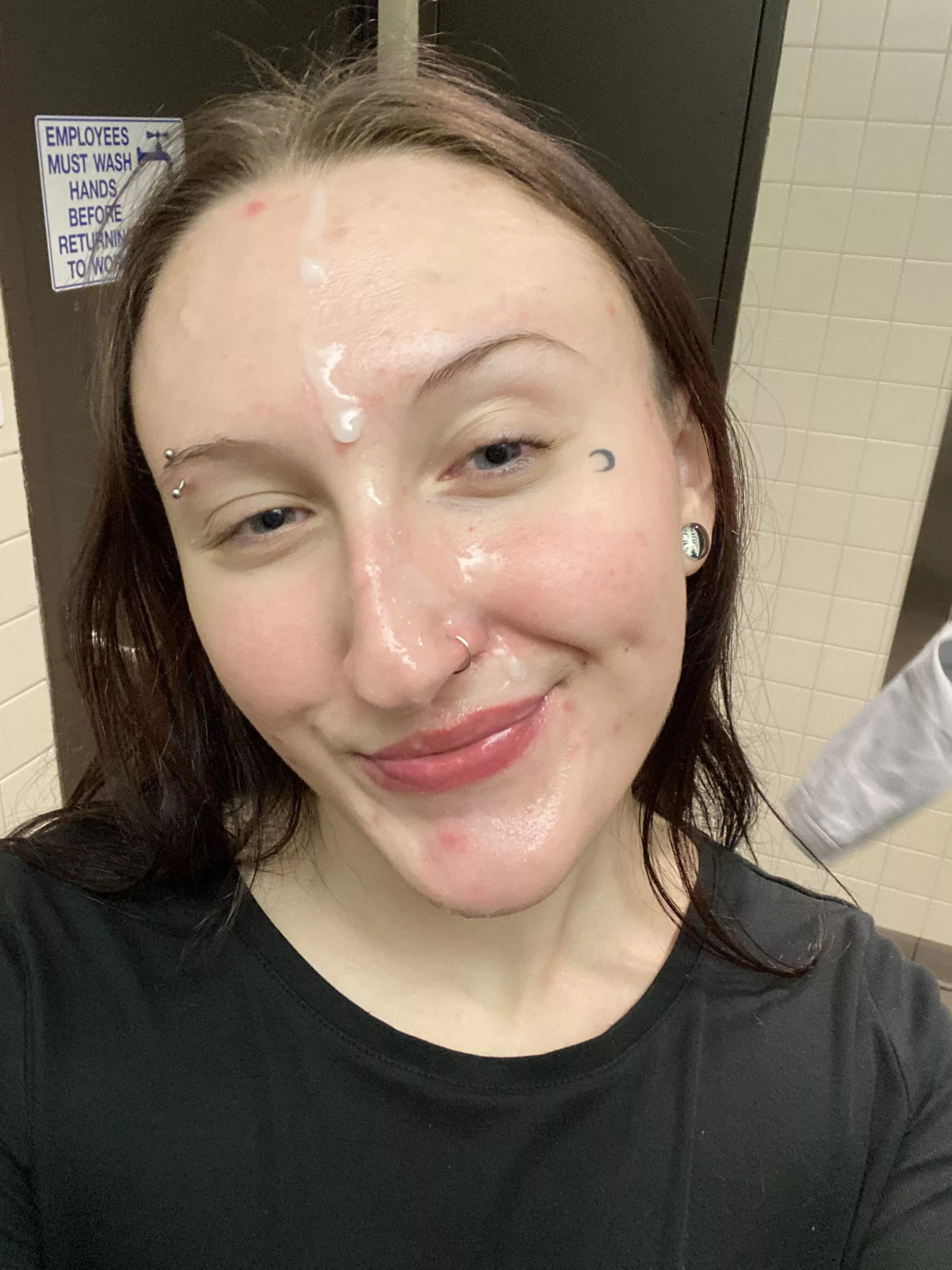 A different kind of Airport bathroom selfie 😉