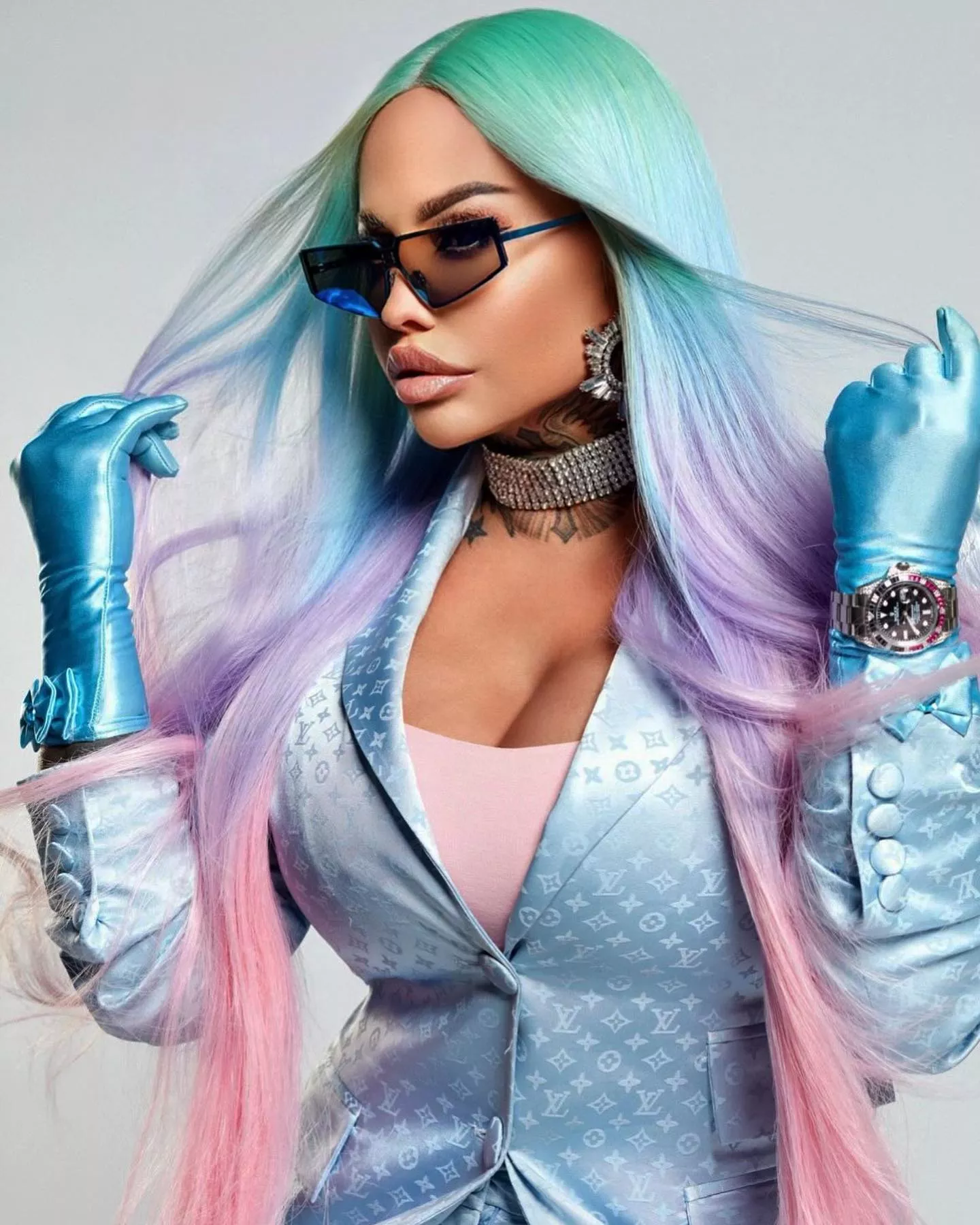 AI android trophy LaLa LaLuna