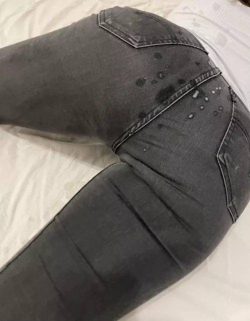 Cum on jeans for hump day