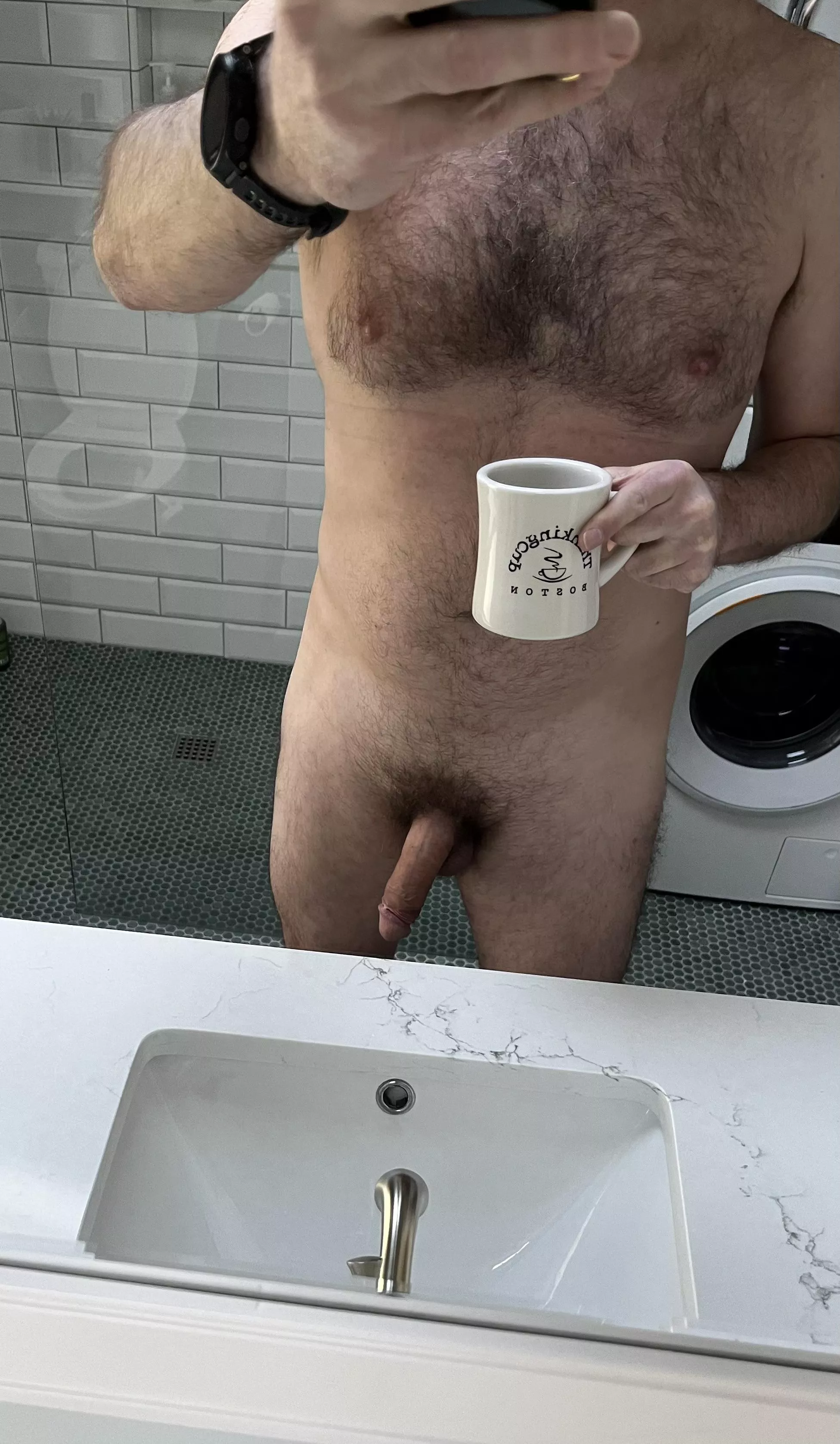 Happy Monday to the ladies of ONMWW! Cheers