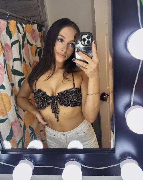 Just another bathroom selfie